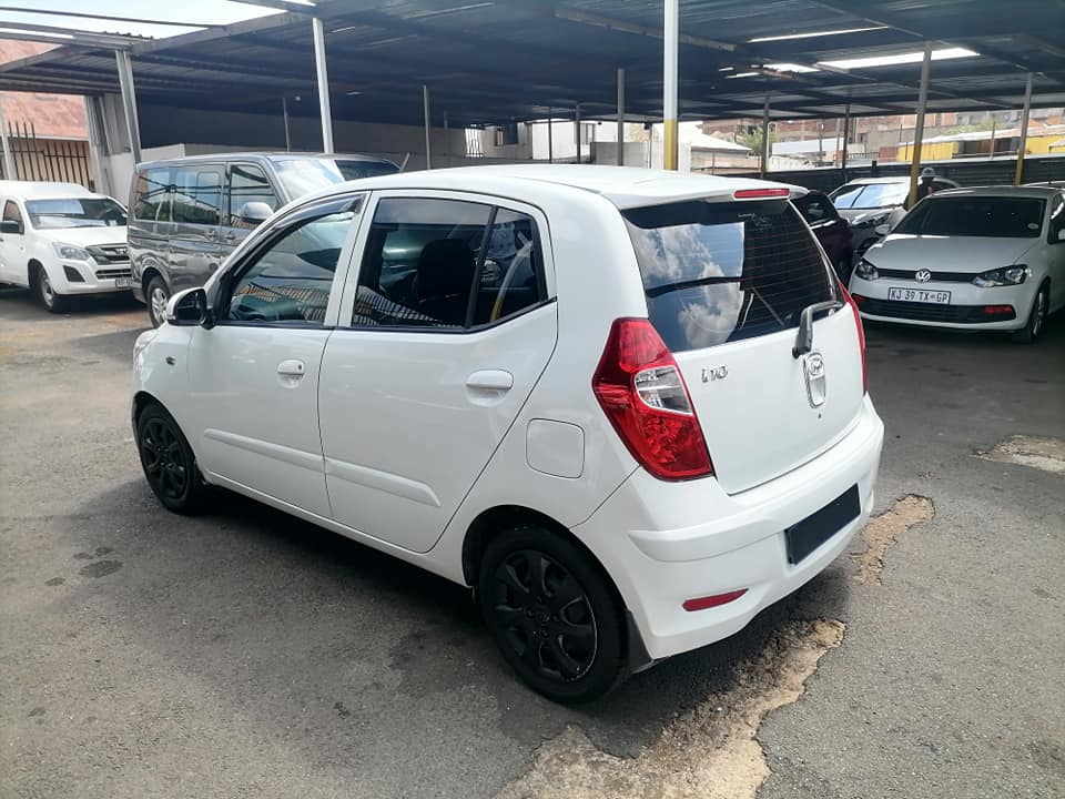 2013 Hyundai i10 1.2 Hatchback with a Spare key