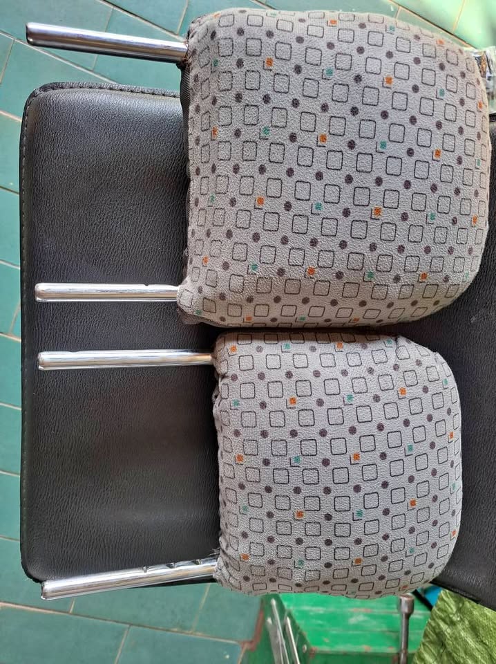 Toyota Quantum Head Rest - Private Seller