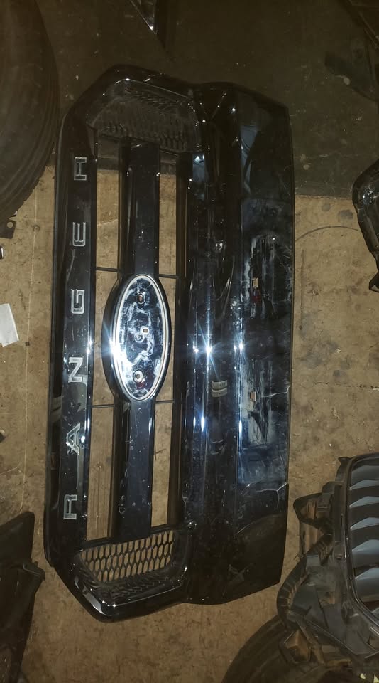Ford Ranger grille - Private Seller Ford Ranger grille - Private Seller