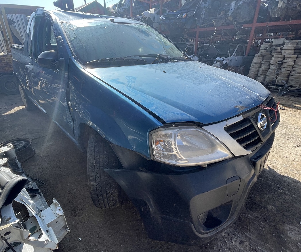 2009 nissan np200 for sale