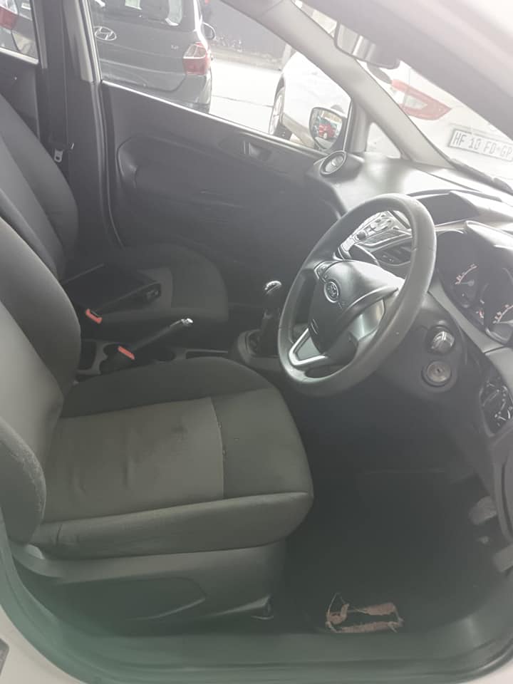 2015 FORD FIESTA 1.4 MANUAL