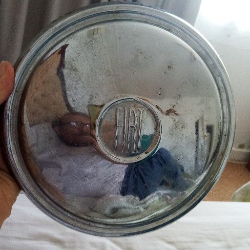 Fiat 124 / 128, hub cap