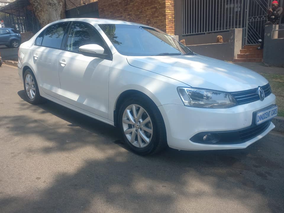 2014 VW JETTA 1.4 TSI PETROL, MANUAL, WHITE COLOR, MILEAGE 87000KMS,