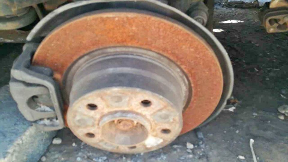 BMW E90 preface lhs rear brake disc For sale - Private Seller BMW E90 preface lhs rear brake disc For sale - Private Seller