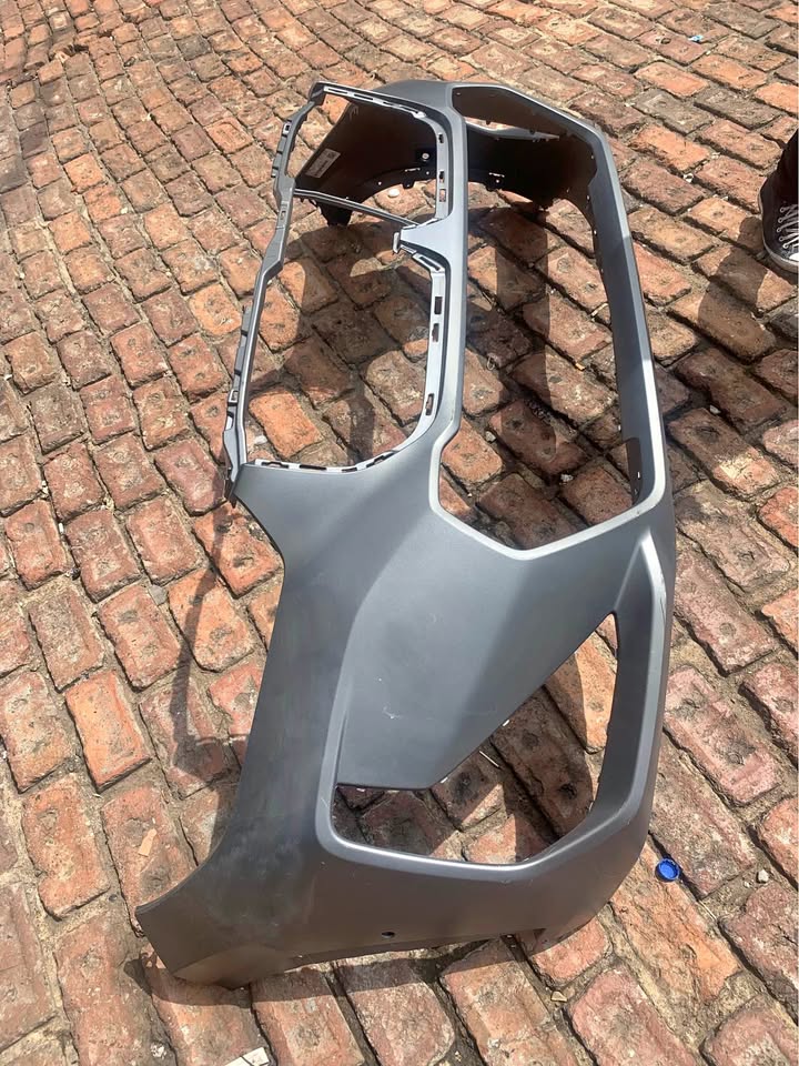 BMW x1 U11 front bumper BMW x1 U11 front bumper