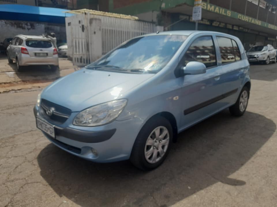 2010 Hyundai Getz 1.4 HS 80000km Available Contact Leon on