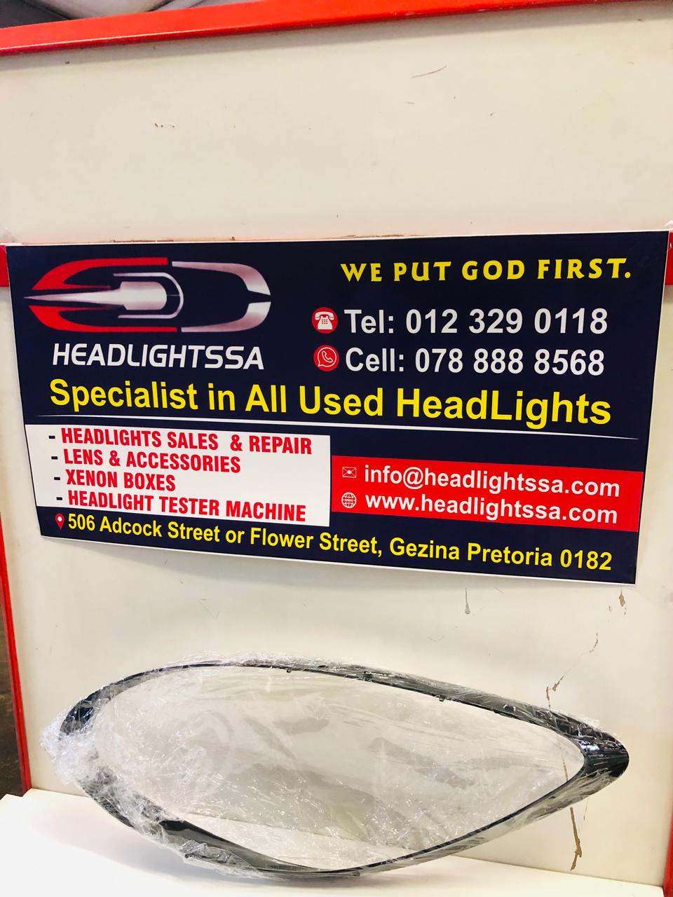 Porsche 718 series Cayman and Boxter left side headlight replacement lens - Private Seller Porsche 718 series Cayman and Boxter left side headlight replacement lens - Private Seller