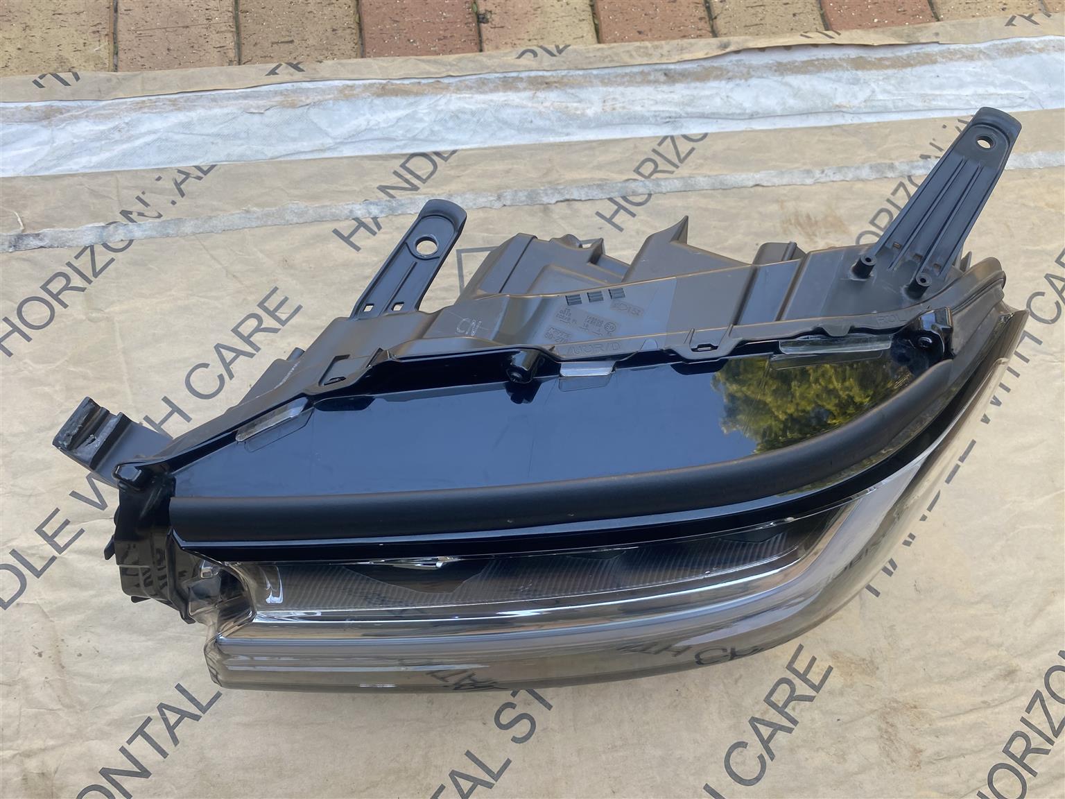 2023 TOYOTA LAND CRUISER 300 FULL LED HEADLIGHT LEFT SIDE FOR SALE