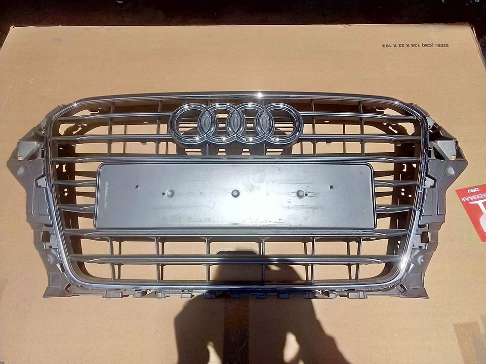 AUDI A3 2014 GRILL - Private Seller AUDI A3 2014 GRILL - Private Seller