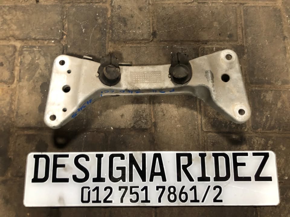 BMW F20/F22/F30/F32/F36 , 1-3 SERIES GEARBOX MOUNT SUPPORT BRACKET AVAILABLE. - Private Seller BMW F20/F22/F30/F32/F36 , 1-3 SERIES GEARBOX MOUNT SUPPORT BRACKET AVAILABLE. - Private Seller