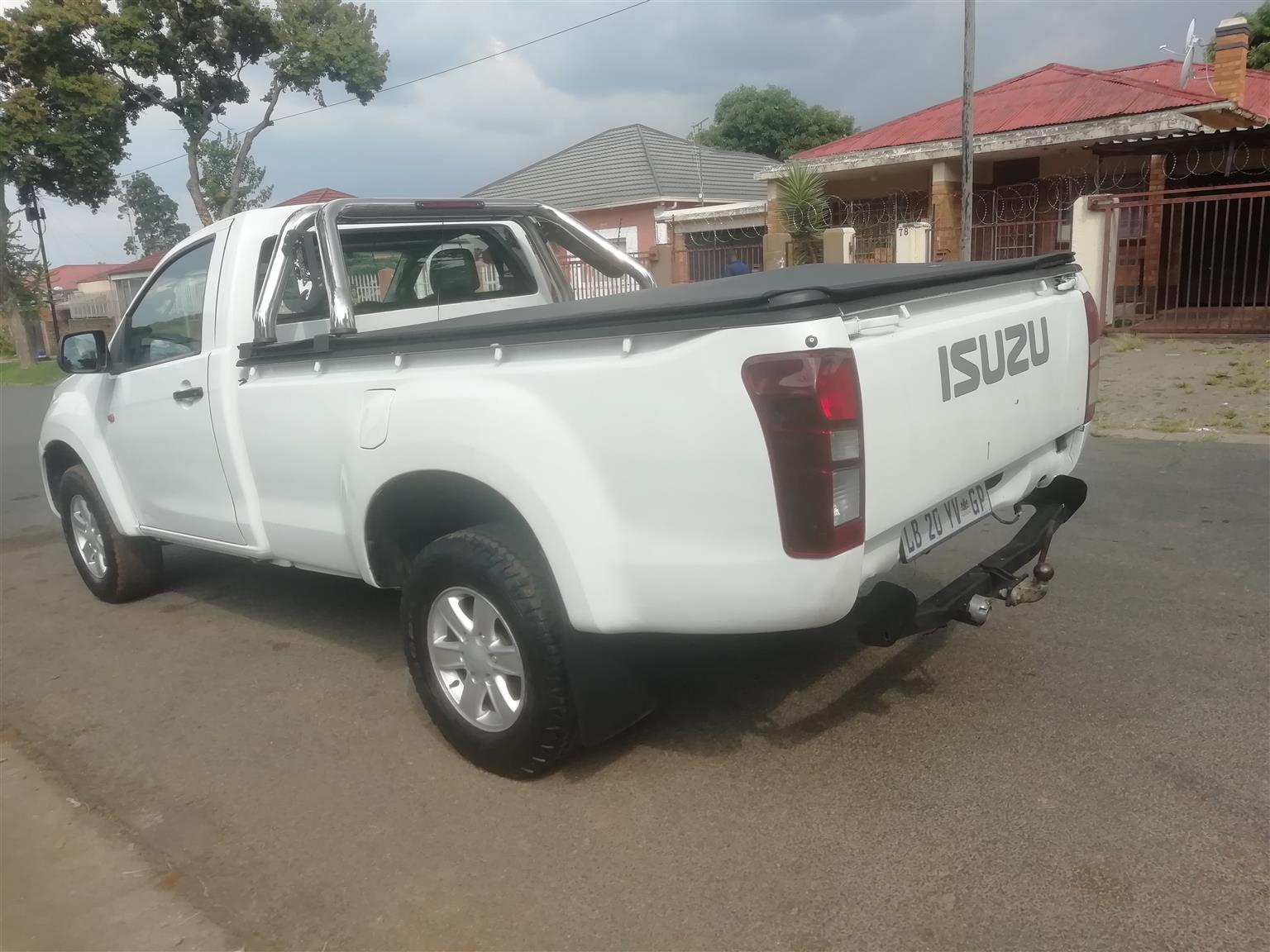 Used 2017 Isuzu KB 250D-Teq LE - Private Seller