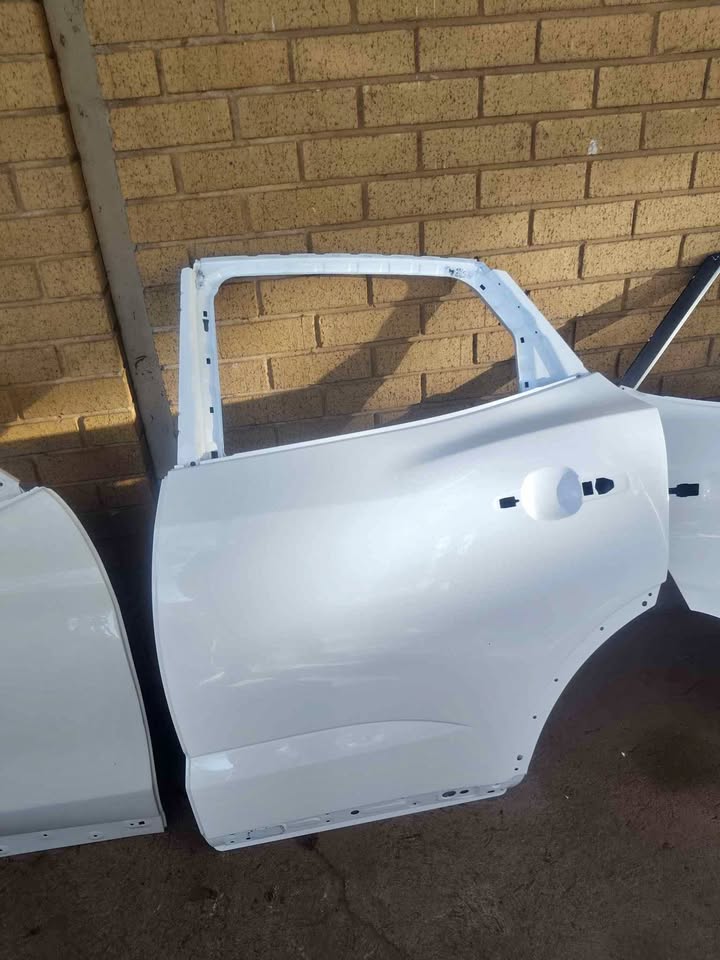 Jaguar E pace left rear door shell - Private Seller Jaguar E pace left rear door shell - Private Seller
