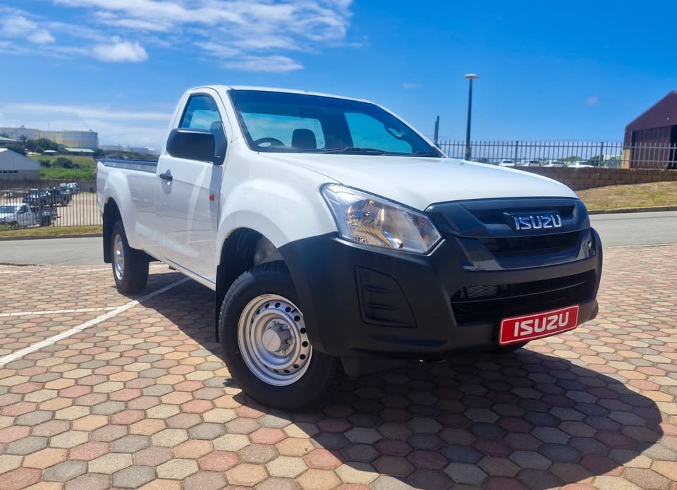 2025 Isuzu D-Max 250 HO (100Kw) Fleetside Safety