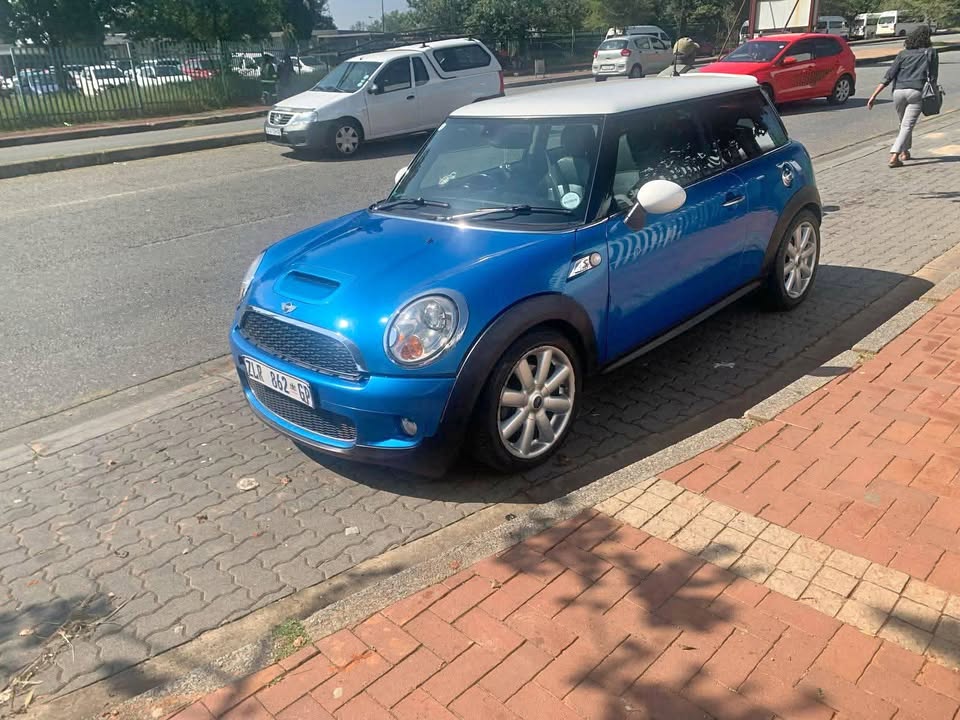 2010 Mini Cooper  Lovely Mini for sale  Selling Mini Cooper