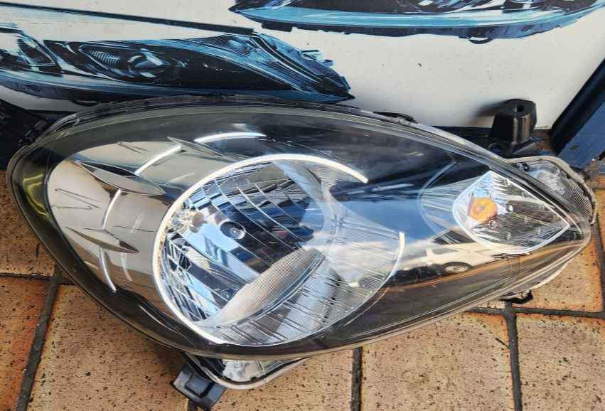 Honda Brio headlight super clean - Private Seller Honda Brio headlight super clean - Private Seller