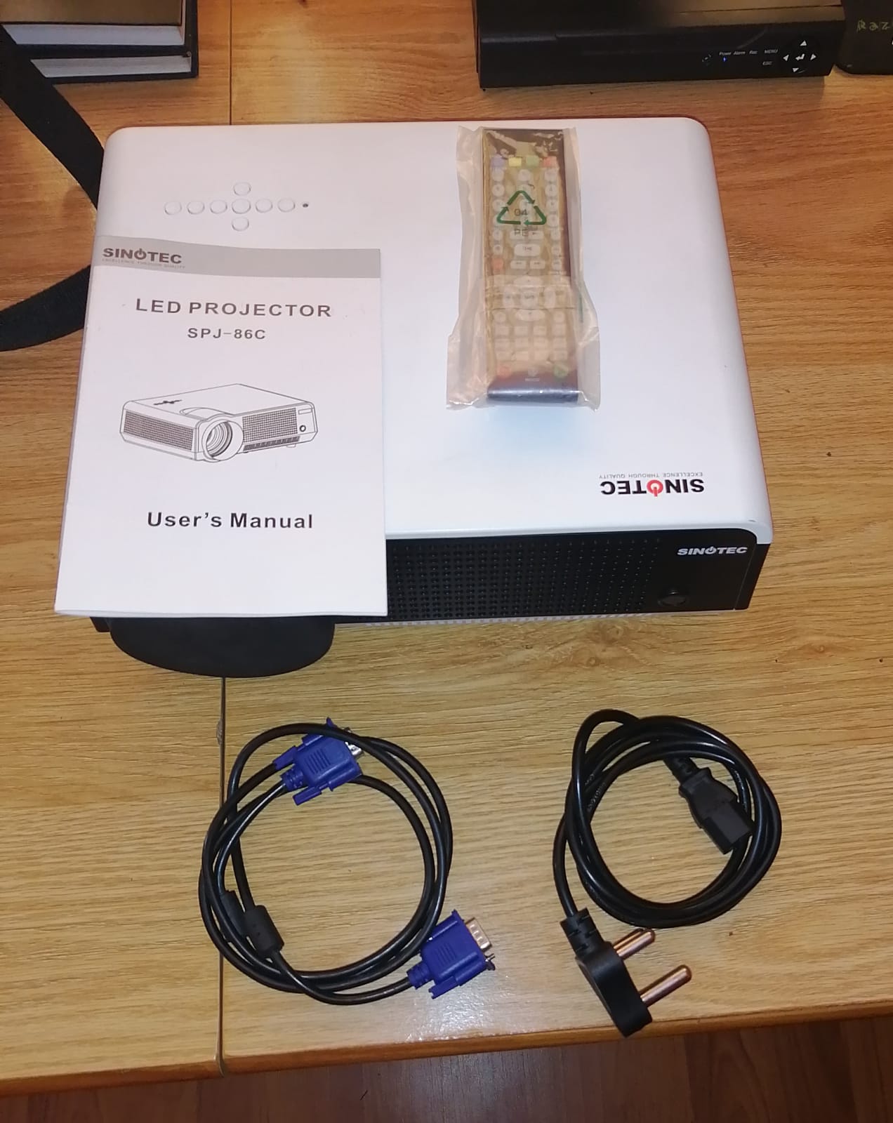 Sinotec Projector - Like brand new.