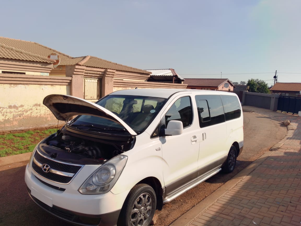 Hyndai H1, petrol . 8 seater Manual transmission 2012 model.