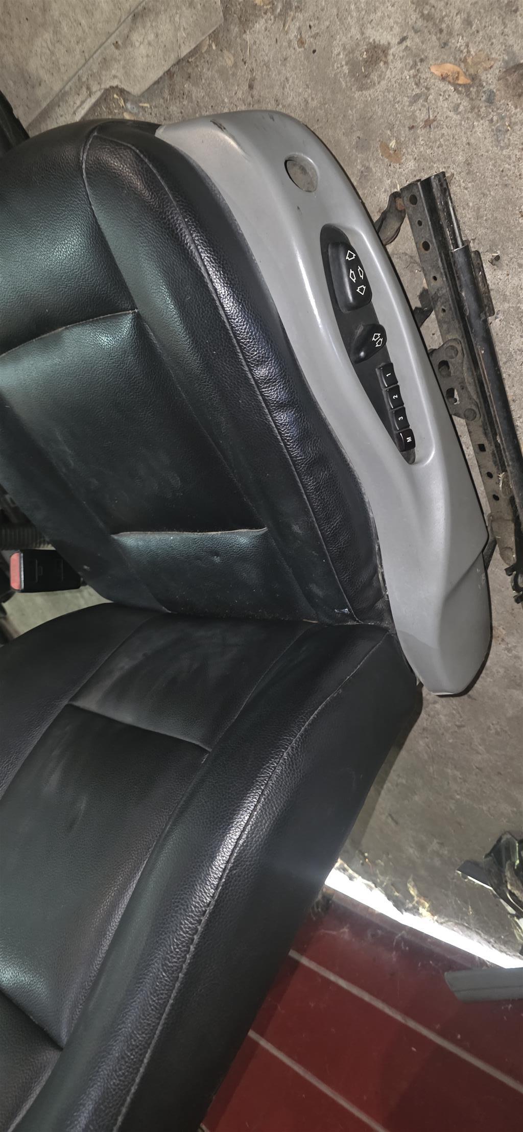 BMW E46 Front Seats - Private Seller