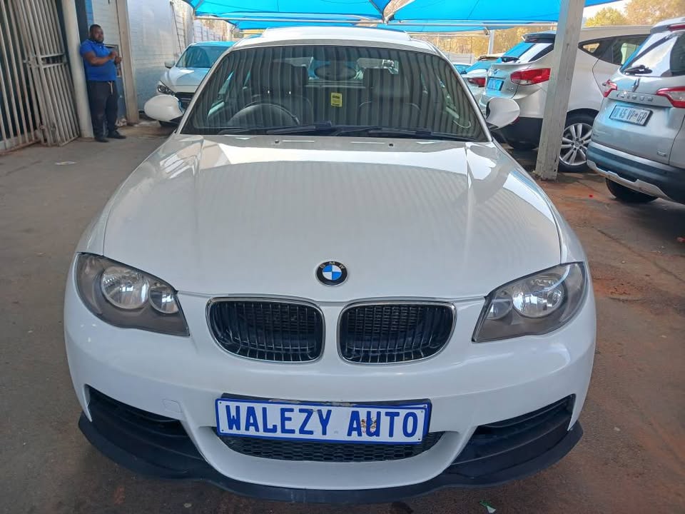 2009 BMW 125i E82 M-SPORT Transmission: Manual Mileage Fueltype: Petrol White