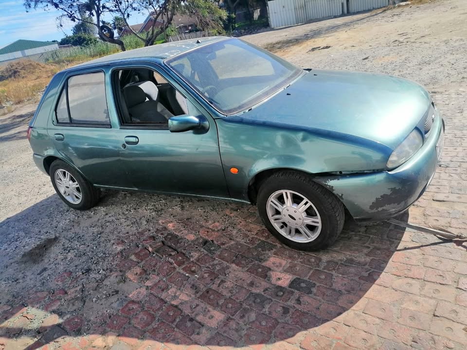 Ford Fiesta 1999 spares - Private Seller Ford Fiesta 1999 spares - Private Seller