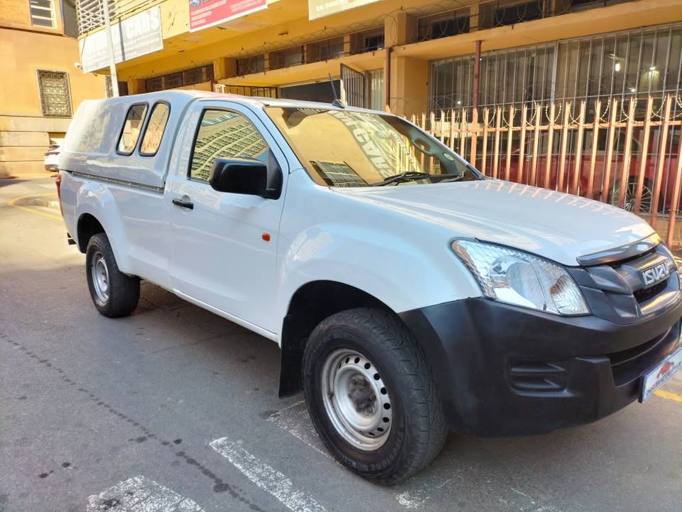 2015 Isuzu Single Cab 2.5 Kb 250