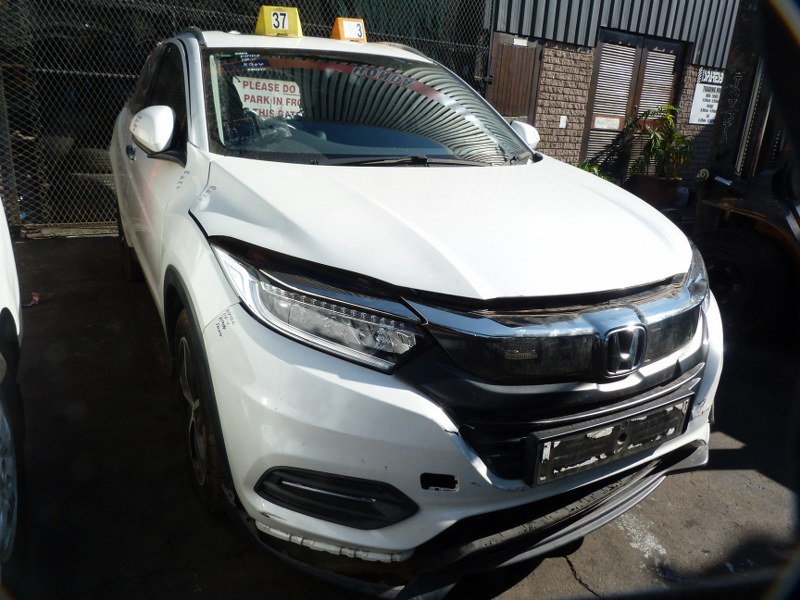 Honda HR-V 1.8 AT R18ZF White 2021 SPARESBOYZ STRIPPING FOR SPARES - Private Seller