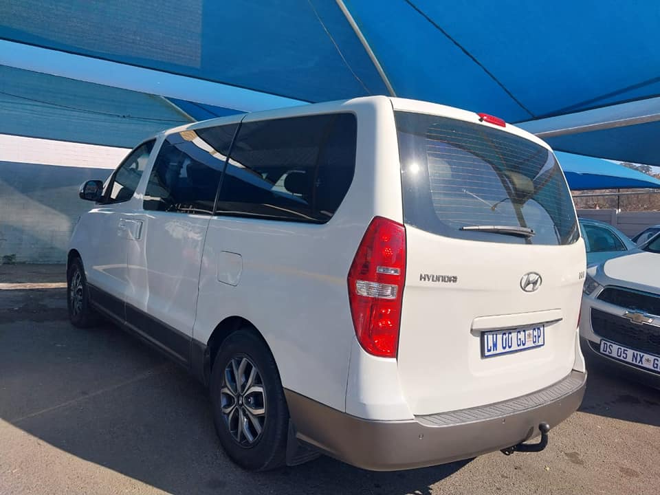 2019 HYUNDAI H1 2.5 CDI  105 000KM WHITE COLOR MANUEL DIESEL