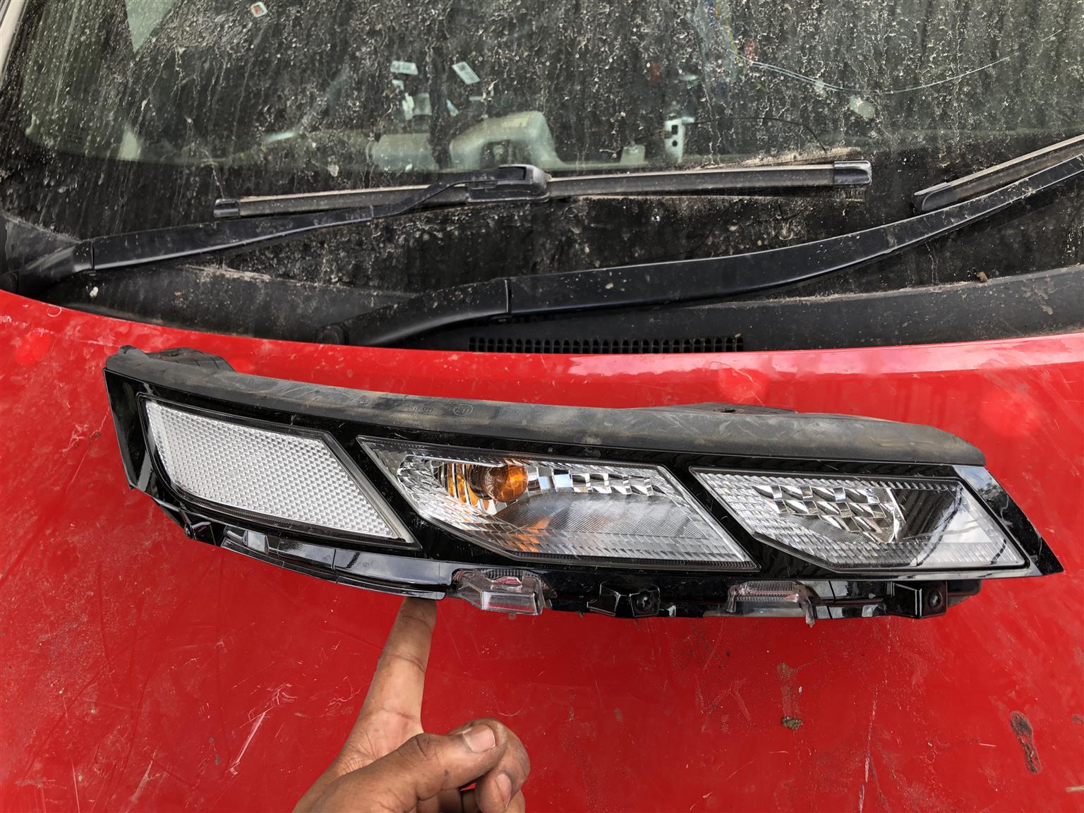 2022 Hyundai Venue Upper Indicator Headlamp. - Private Seller 2022 Hyundai Venue Upper Indicator Headlamp. - Private Seller