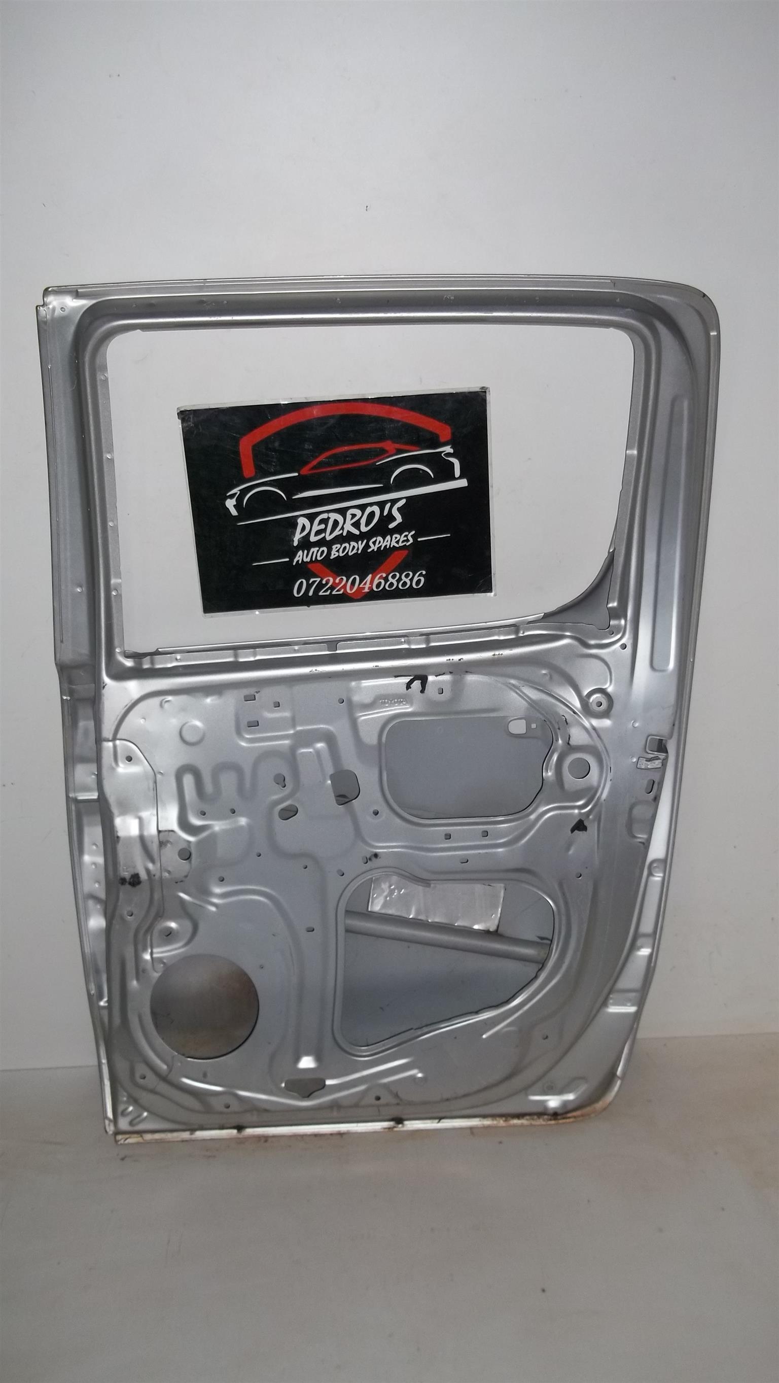 Toyota Hilux double cab (Right) passenger door - Private Seller Toyota Hilux double cab (Right) passenger door - Private Seller