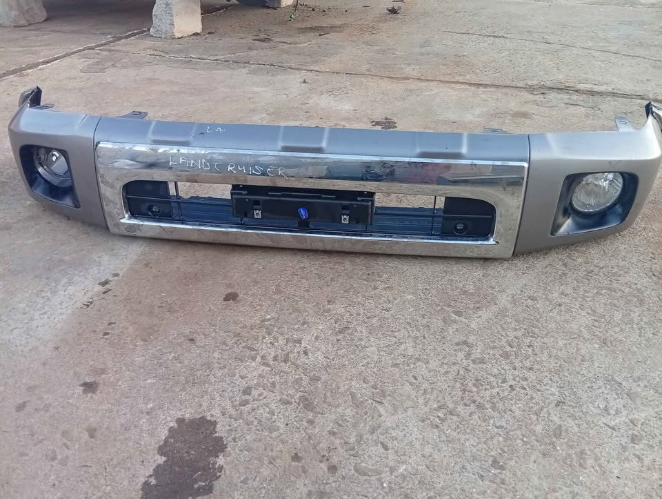 Toyota land cruiser  front bumper