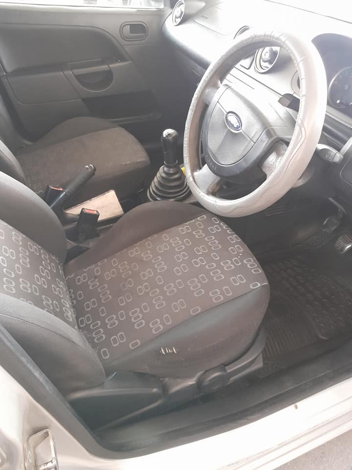 2005 FORD FIESTA 1.6 MANUAL