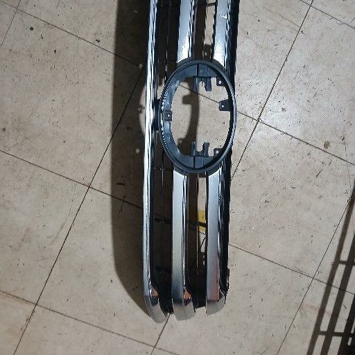 Toyota hilux gd6 grill - Private Seller Toyota hilux gd6 grill - Private Seller