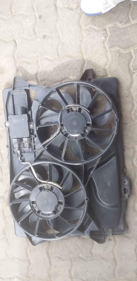 Chevrolet captvian fan - Private Seller Chevrolet captvian fan - Private Seller