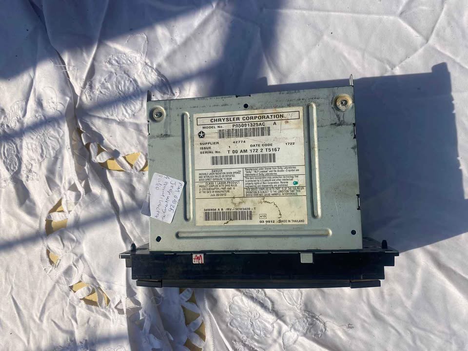 2011 - 2013 Jeep grand Cherokee Nav Radio forsale - Private Seller 2011 - 2013 Jeep grand Cherokee Nav Radio forsale - Private Seller