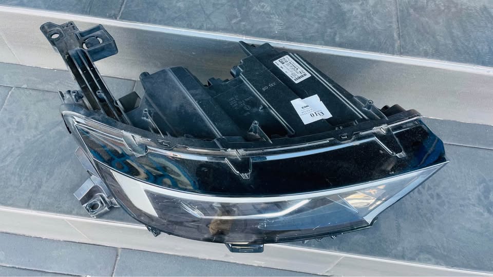 Opel Mokka X Matrix INTELLI LUX Headlight