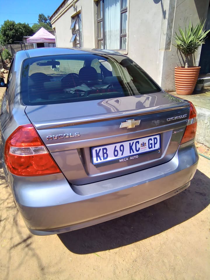 CHEVROLET AVEO 2012 1.6 AUTO SEDAN FPR SALE