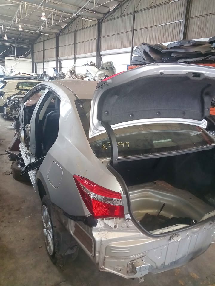 Toyota corrola prestige 1.8 for stripping - Private Seller Toyota corrola prestige 1.8 for stripping - Private Seller