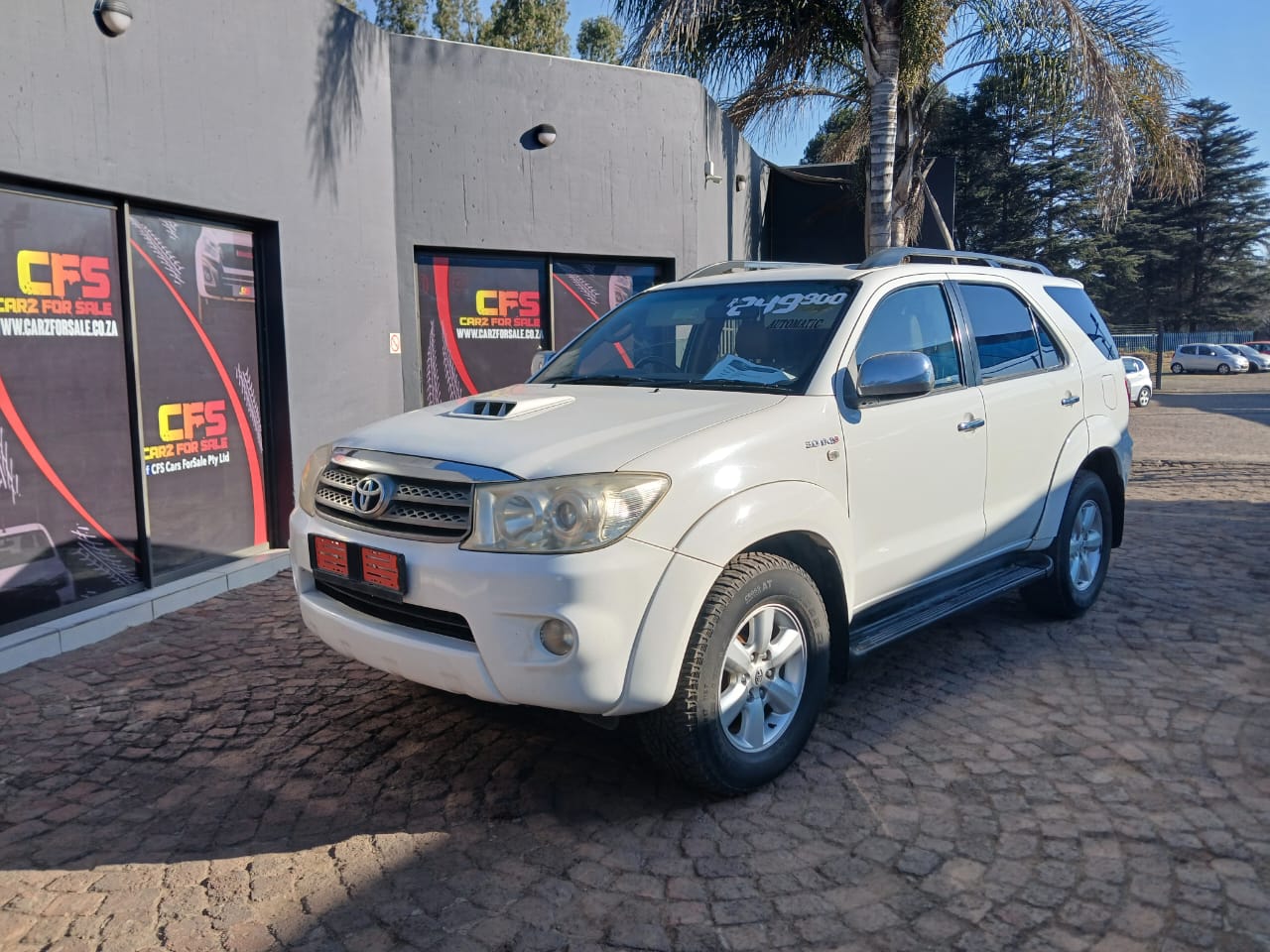 Used 2010 Toyota Fortuner 3.0D-4D auto - Private Seller Used 2010 Toyota Fortuner 3.0D-4D auto - Private Seller