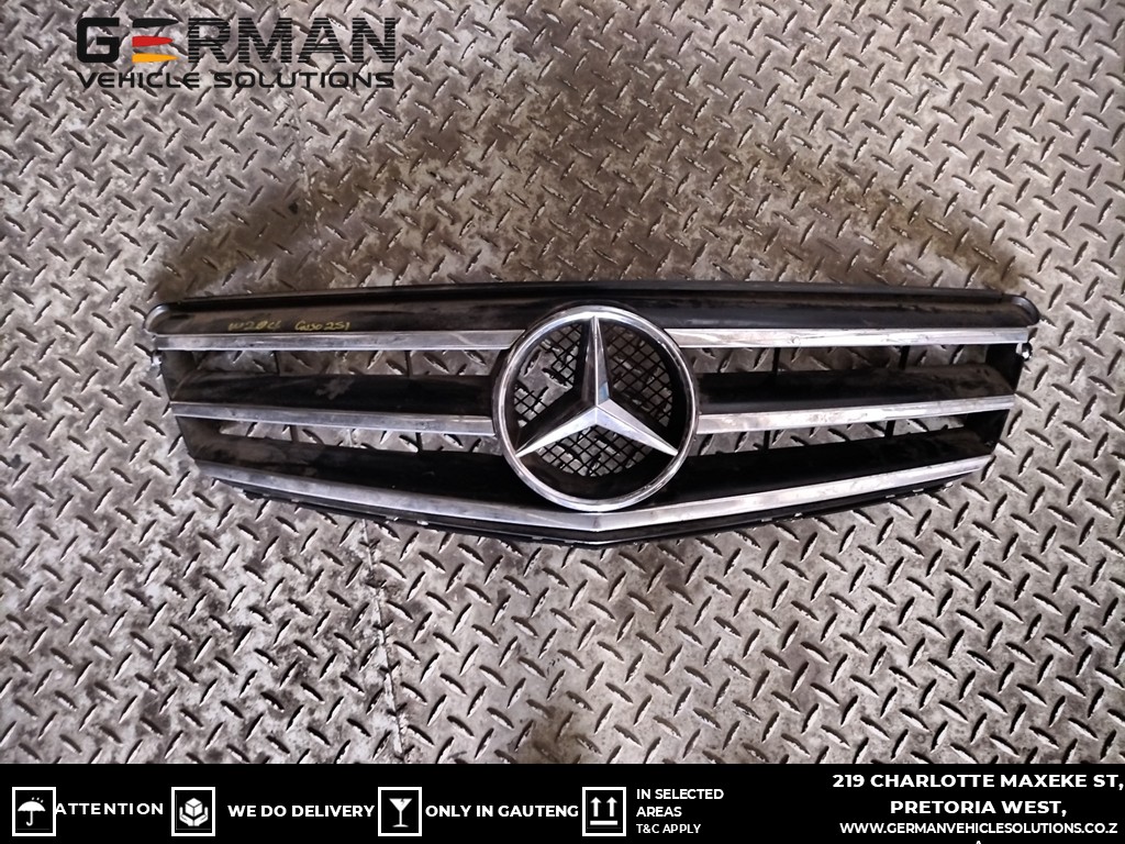 Mercedes Benz c200 w204 main grill second hand part available - Private Seller Mercedes Benz c200 w204 main grill second hand part available - Private Seller
