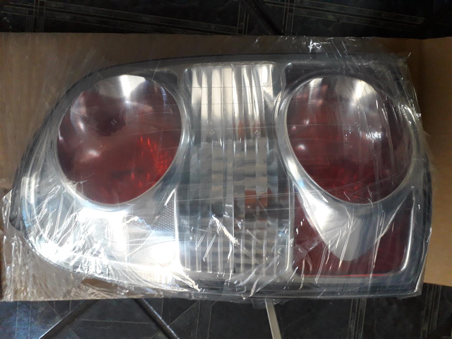 Hyundai trajet tail light for sale - Private Seller