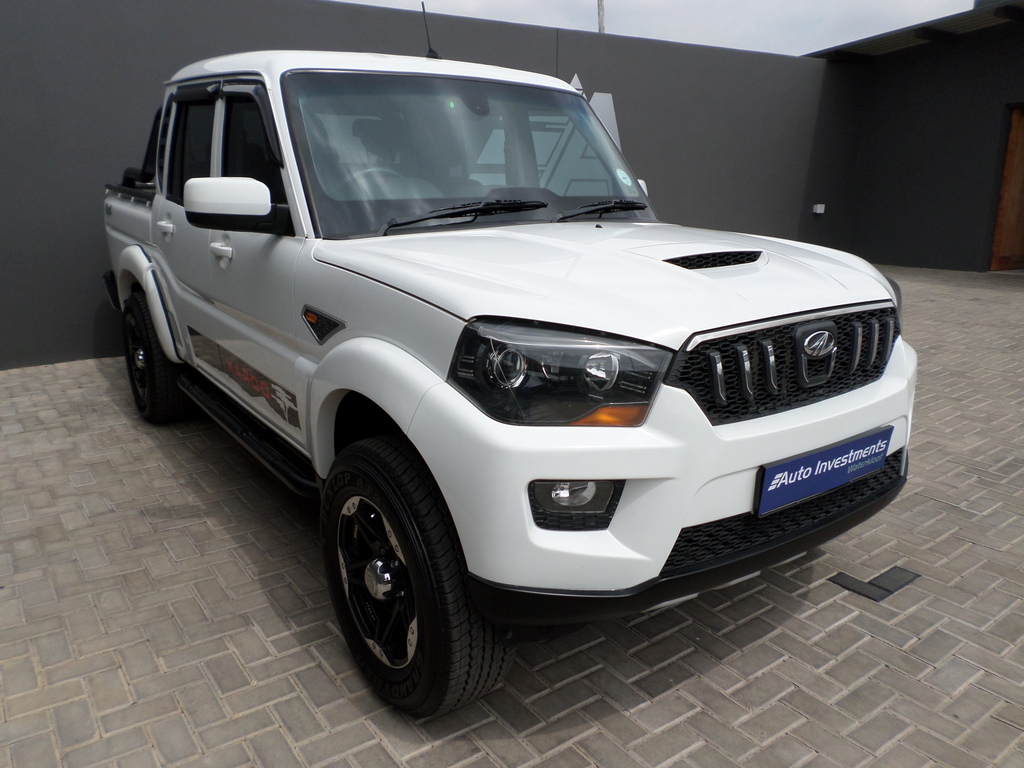 Used 2020 Mahindra Pik Up 2.2CRDe double cab 4x4 S10 - Private Seller