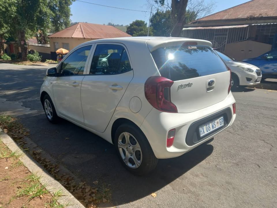 2019 Kia Picanto Hatchback 1.0 Petrol, Manual, White Color, Mileage