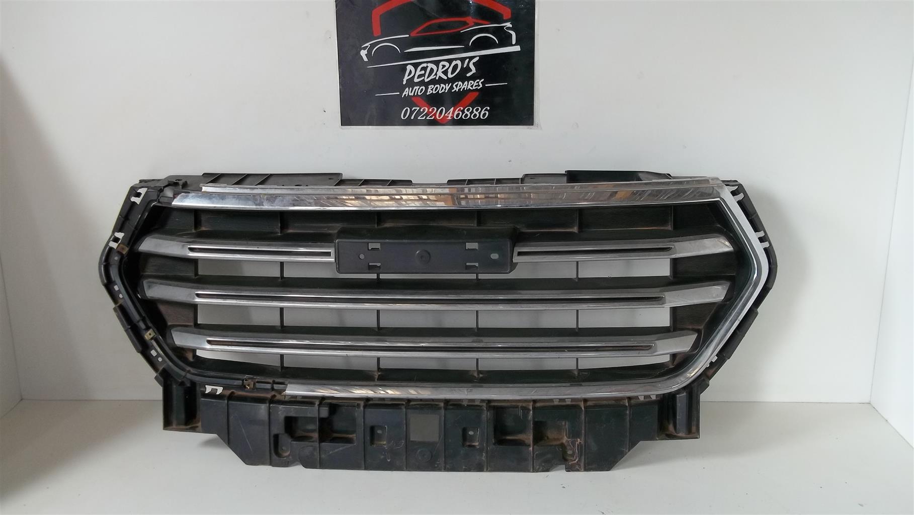 Haval H2 radiator grille - Private Seller Haval H2 radiator grille - Private Seller