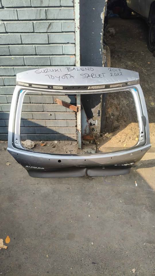 Suzuki beleno/ Toyota Starlet tailgate - Private Seller Suzuki beleno/ Toyota Starlet tailgate - Private Seller