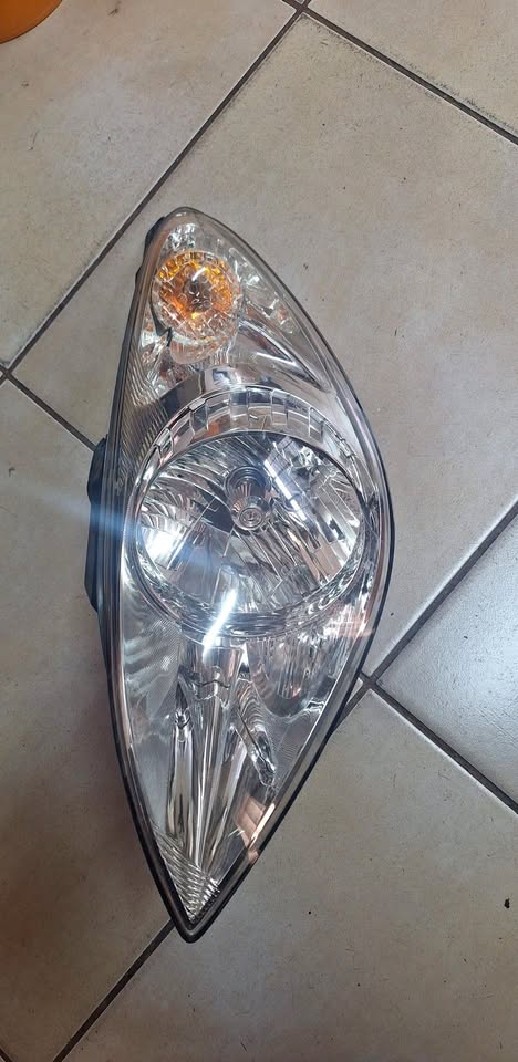 Hyundai I20 headlight available - Private Seller Hyundai I20 headlight available - Private Seller