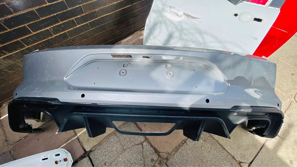 Ford Mustang GT 5.0 Back Bumper 2018/20 - Private Seller Ford Mustang GT 5.0 Back Bumper 2018/20 - Private Seller