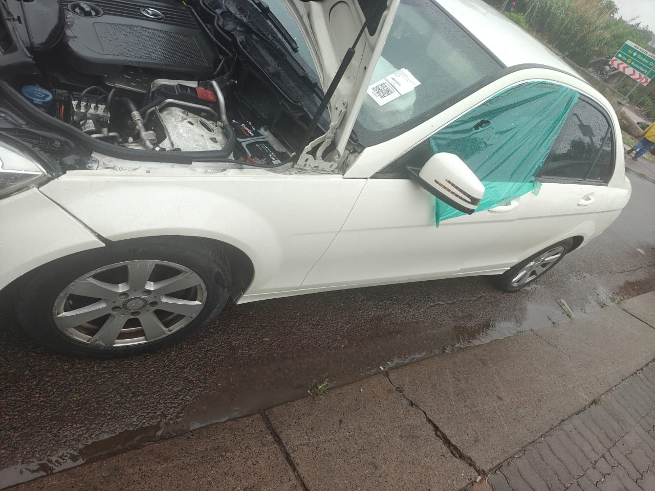 W204 CDI with 651 diesel engine available for stripping - Private Seller W204 CDI with 651 diesel engine available for stripping - Private Seller
