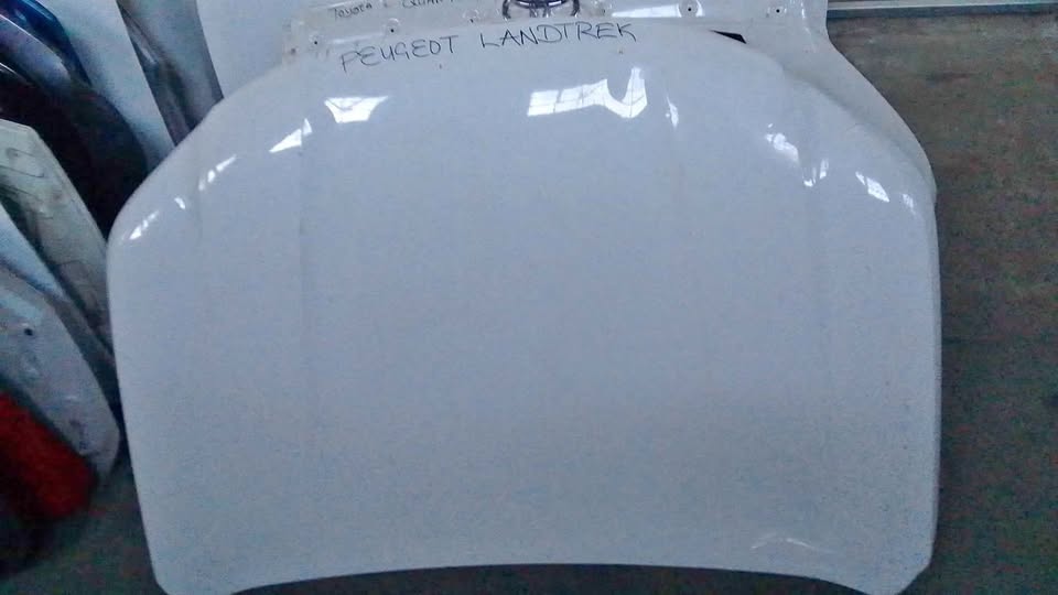 Peugeot LANDTREK BONNET - Private Seller