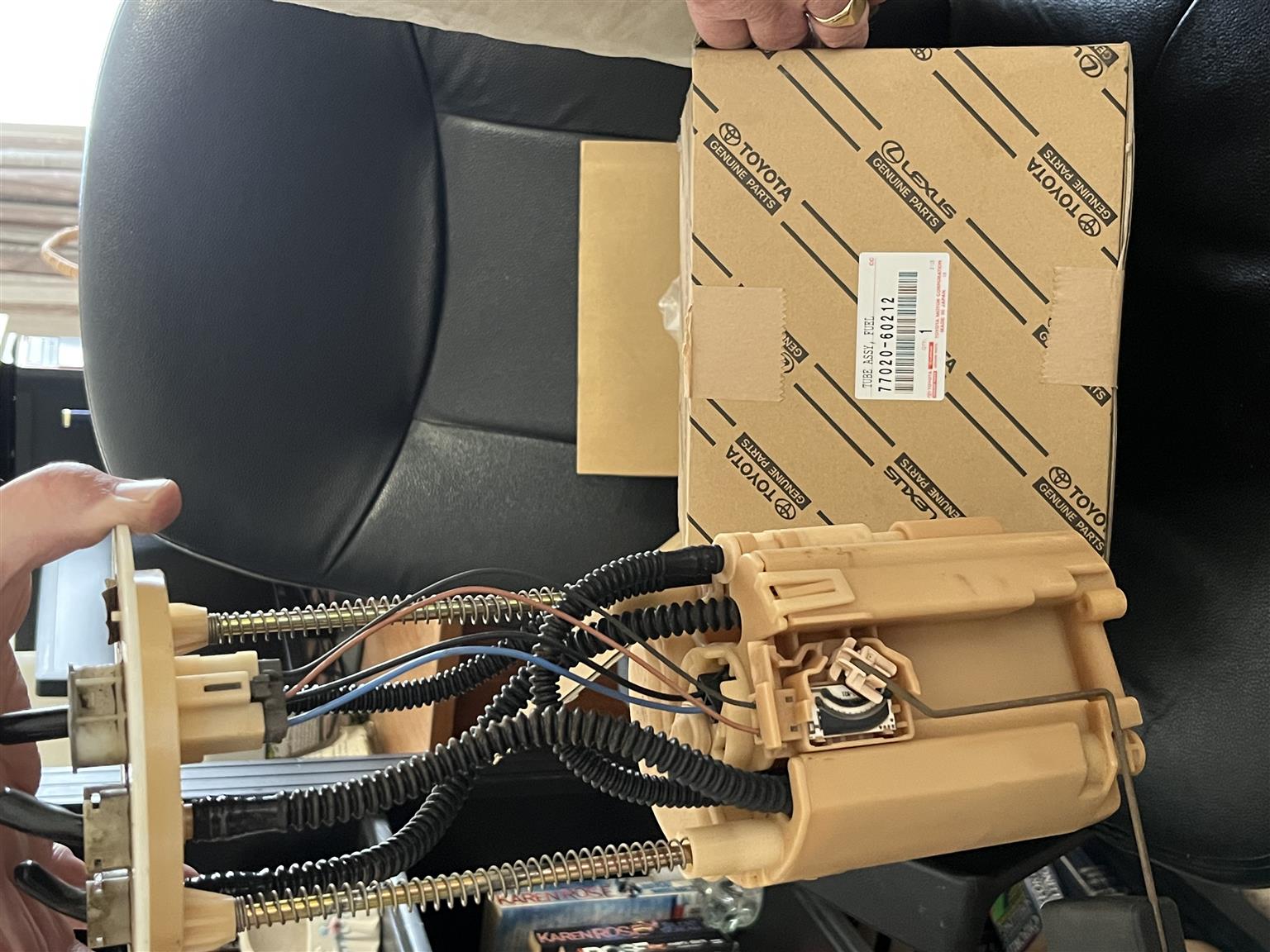 TOYOTA PRADA USED FUEL PUMP - Private Seller TOYOTA PRADA USED FUEL PUMP - Private Seller