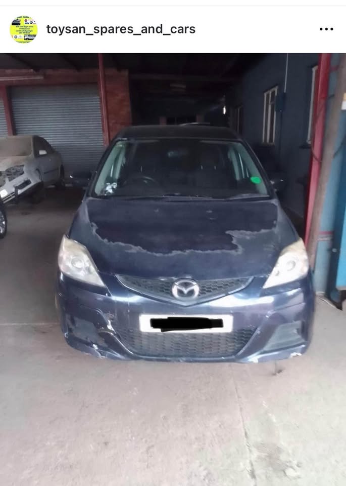 MAZDA 5 2.0 6SPEED MANUAL - Private Seller